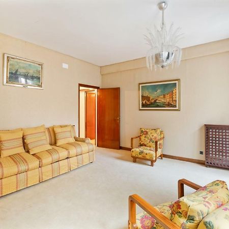 Venice Castello Elegant Apartment Bagian luar foto