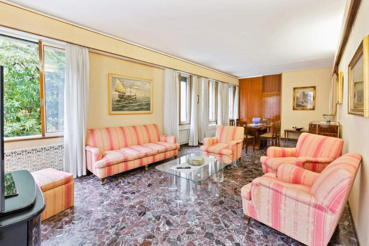 Venice Castello Elegant Apartment Bagian luar foto
