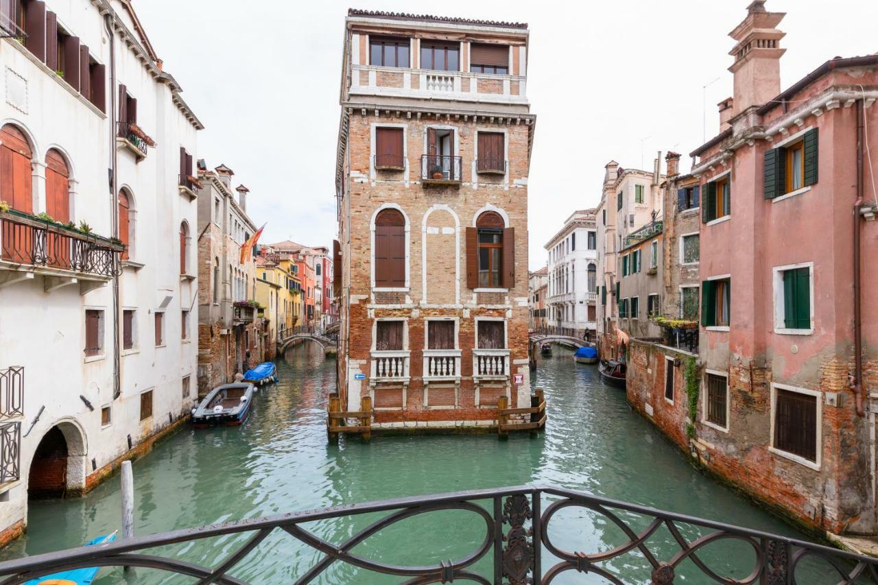 Venice Castello Elegant Apartment Bagian luar foto